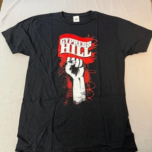 Cypress Hill T-shirt Tour 2010 Rise Up Flag & Fist Tee - L