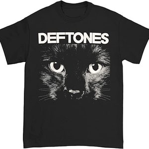 May include: Black t-shirt with a white graphic of a black cat's face with the band name "Deftones" printed in white above the cat.