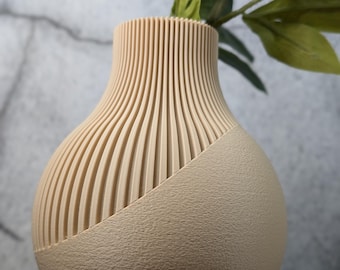 Vase côtelé imprimé en 3D : décoration d'intérieur scandinave moderne