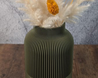 3D Printed Ribbed Vase: Modern Japandi Home Decor