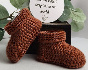 Handmade Crochet Baby Booties (3-6 mths), baby boots, unisex clothing, baby shower gifts, gender neutral, toddlers, newborn, baby registry