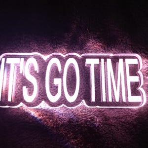 Wiederaufladbare beleuchtete Schlüsselanhänger