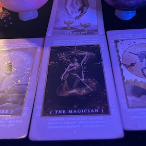 Kärlekstarotläsning, Relationstarotläsning, Intuitiv läsning, Djupgående tarotläsning, Samma dag, Videoinspelning, 15+ minuter