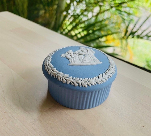Small wedgwood box - Etsy 日本