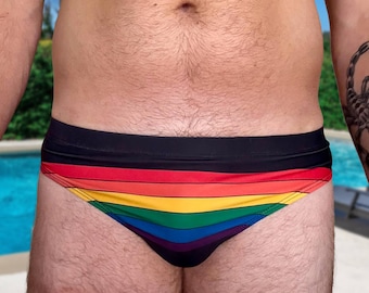 Slip de bain drapeau de la fierté gay, short de bain color block à rayures arc-en-ciel