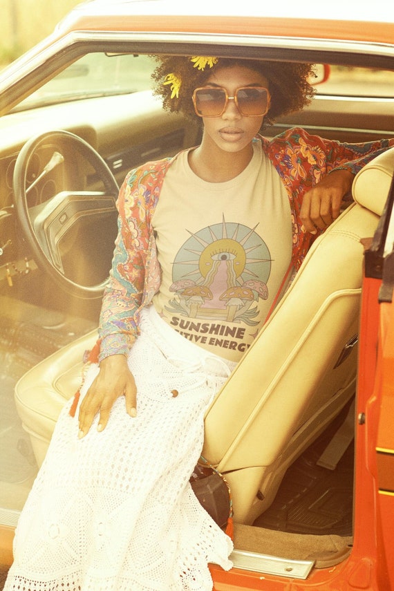 Positive Energy Sunshine T-Shirt - Soft & Happy Vibes - Perfect for Summer