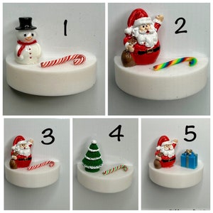 Christmas jumping spider ledge - Discontinued & discounted