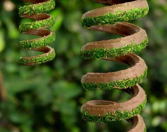 Araña saltarina en espiral de musgo, parque infantil, gimnasio colgante en espiral y juguete de enriquecimiento