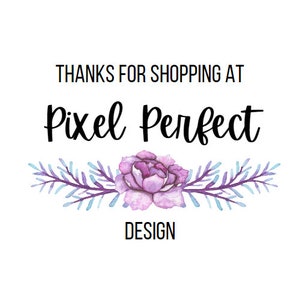 Puede incluir: Un logotipo para una empresa de dise&ntilde;o llamada "Pixel Perfect Design". El logotipo presenta una flor morada con hojas azules y moradas a cada lado de la flor.