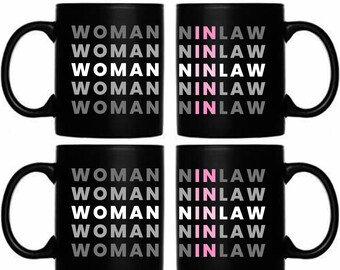 Tazza nera Woman In Law - Regalo potenziante per avvocatesse e studentesse di giurisprudenza