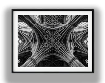 Stampa digitale del soffitto di una cattedrale gotica, architettura in bianco e nero, arte murale, download digitale
