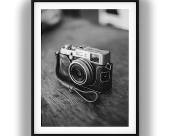 Black And White Photo Instant Digital Download Wall Art Print Vintage Camera Image