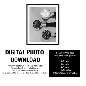 Schwarz-Weiß-Kaffee-Foto, Espresso-Bohnen gemahlen Latte Art, Cafe Küche Wandkunst, Minimalistische Food-Fotografie Digitaler Download Bild 5