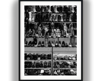 Black and White Shoe Shop Print, Vintage Style Digital Download, Trendy Fashion Wall Art, Aesthetic Boutique Photography, Shoes Printable