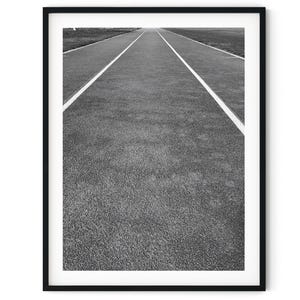 Photo noir et blanc en téléchargement numérique instantané, impression d&#39;art mural, image de la piste des coureurs