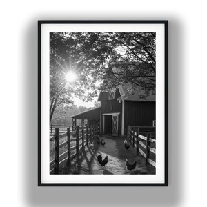 白黒の農家風納屋プリント、素朴な鶏小屋のデジタルダウンロード写真