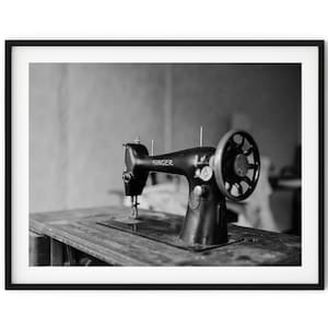 Black And White Photo Instant Digital Download Wall Art Print Vintage Sewing Machine Image