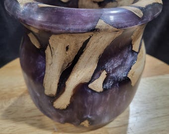 Purple epoxy resin vase / planter pot with walnut wood.
