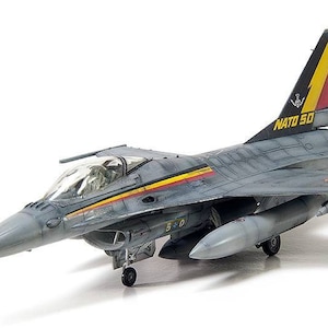 Scala 1:72 General Dynamics F-16A Blocco 20 MLU Fighting Falcon
