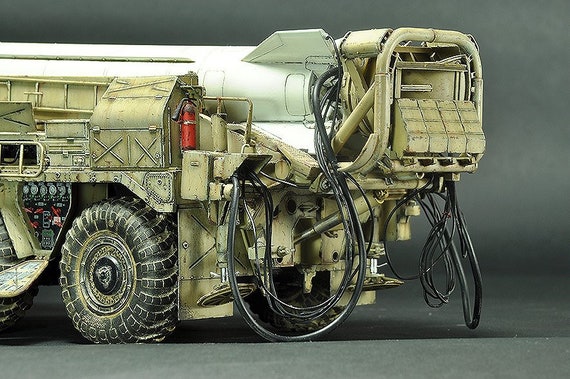 1:35 Scale SCUD B Missile With MAZ-543 TEL - Etsy
