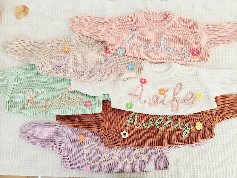 Personalized Hand knit Name Baby Sweater, Custome Baby Name floral Sweater, Pink Baby Girls Sweater With Name,Birthday Gift For Newborn Baby zdjęcie 9