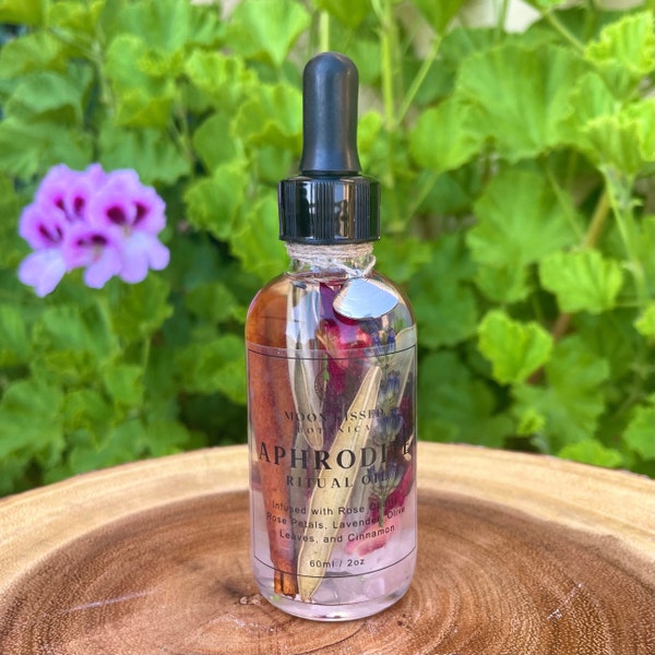 Aphrodite Ritual Oil - Aphrodite Conjure Oil - Intention Oil - Crystals and Herbs infused Oil - Manifest Love, Passion, & Sensuality