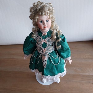 19&quot; Franklin Heirloom Mint Collection - Porcelain Doll