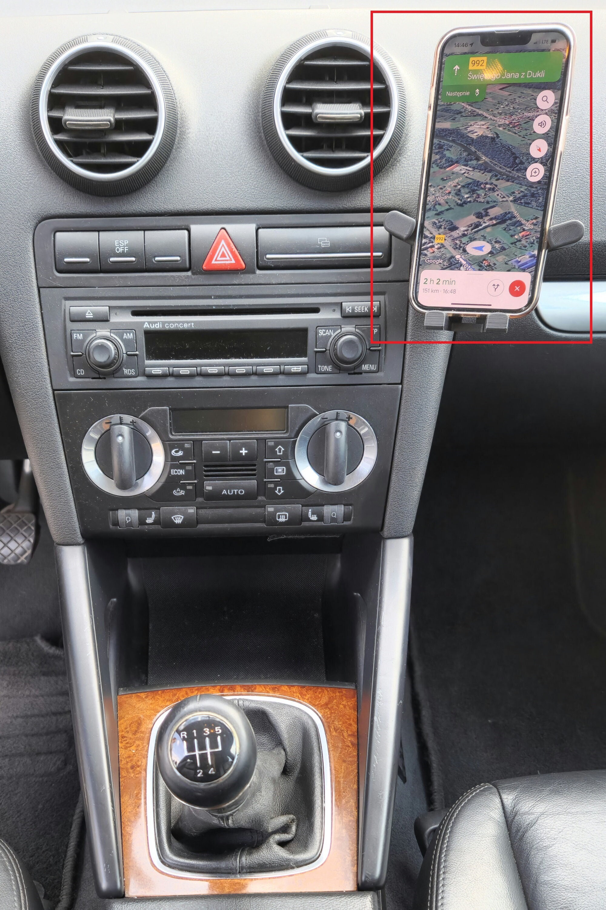 Smartphone holder for car A3 8p VAG