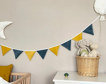 Pennant chain for children's room Safari / fabric garland with pennants yellow green / ideal as a decoration for children's rooms / baby shower garland MILAVEA