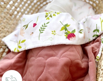 Babydecke Rosa, Baby Blumen Decke, Samtdecke für Neugeborene, Frühling Kuscheldecke, Geschenk zur Geburt Taufgeschenk