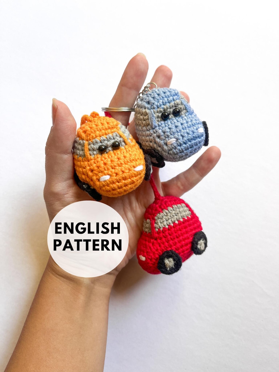 車のキーホルダーのかぎ針編みパターン - ライトニング・マックィーン
