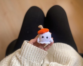 Crochet Ghost Pattern, Amigurumi Halloween Ghost, Crochet Keychain Pattern, Keychain Charm Ghost, English Pattern