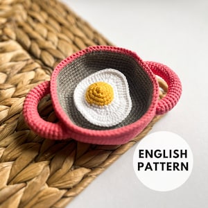 Patrón de huevo frito y sartén a crochet, lindo juego de comida para el desayuno, patrón de comida amigurumi