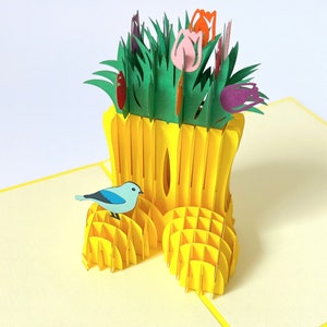 Pop up 3D Karte für Gärtner, Blumen, Schuhe mit Tulpen und Vogel, Hobby Gärtner
