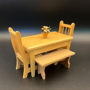Honey Colored Farm Style Kitchen Table with 2 Benches, 2 Chairs and Vintage Potted Flowers. Charming! Dollhouse Scale 1:12.
