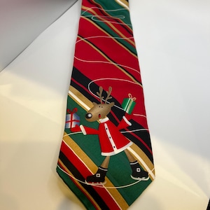 Vintage Hallmark Holiday Traditions  Reindeer Necktie
