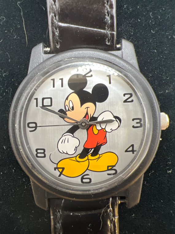 Vintage Disney SII Mickey Mouse Watch