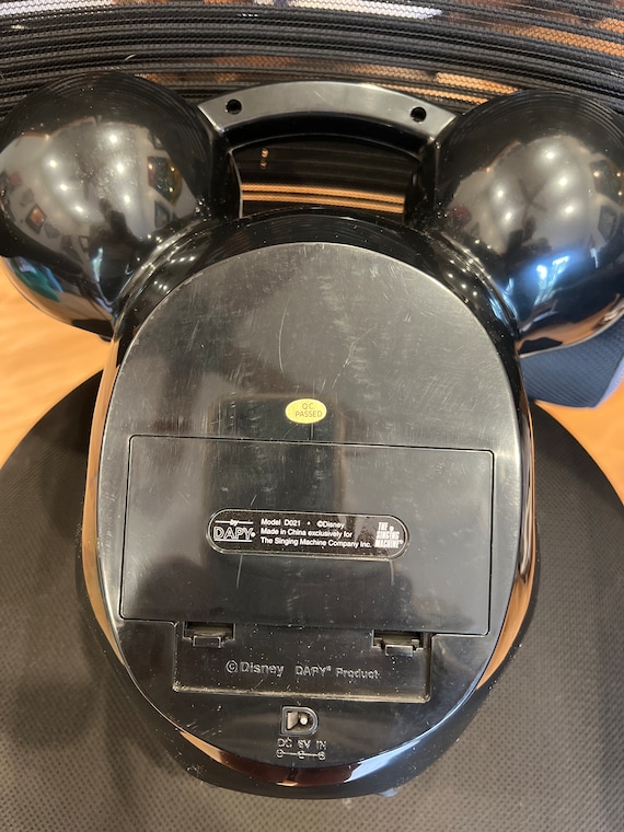 Vintage AM/FM Mickey Mouse Radio - Etsy