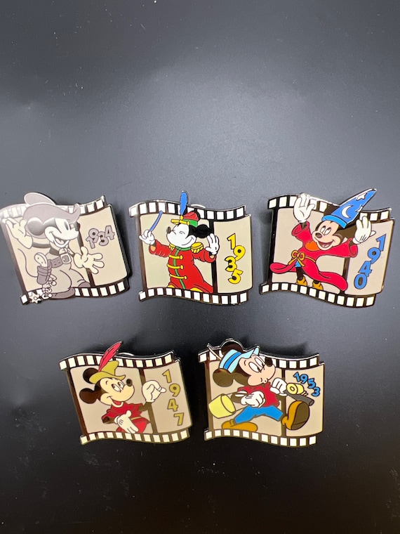 Mickey Mouse Countdown to the Millennium Tie Pin Collection-lot of