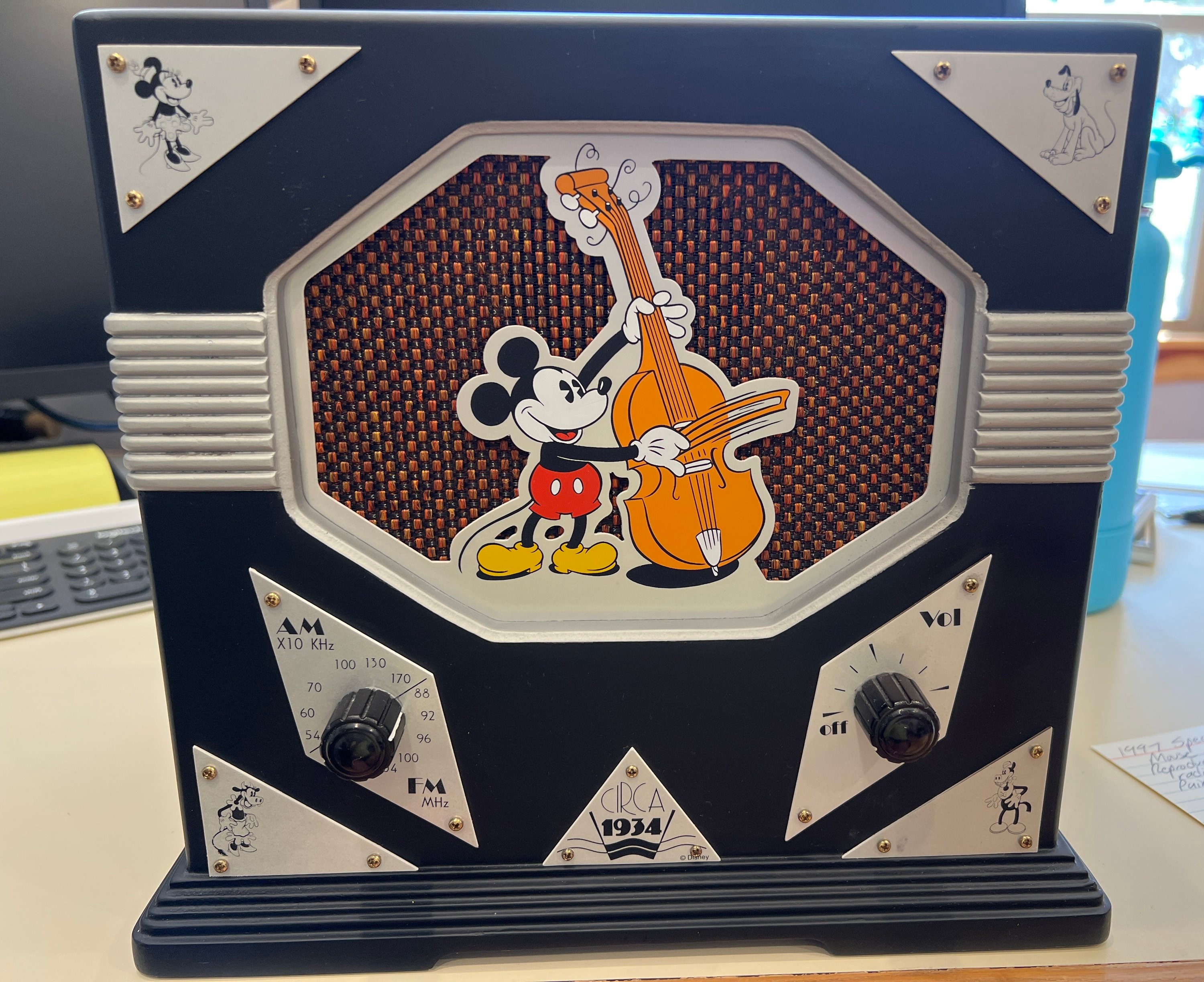 その他 Mickey's Executive Collection Radio VINTAGE DISNEY MICKEY MOUSE TRANSISTORIZED RADIO | eBay