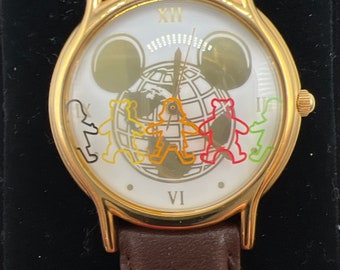 Walt Disney World Teddy Bear & Doll 2000 Convention Watch