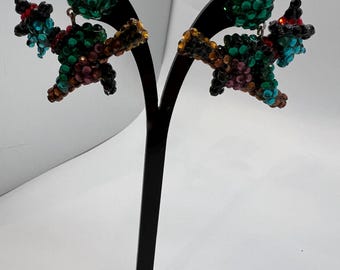 Pendientes vintage de bruja de Halloween en escoba con diamantes de imitación perforados