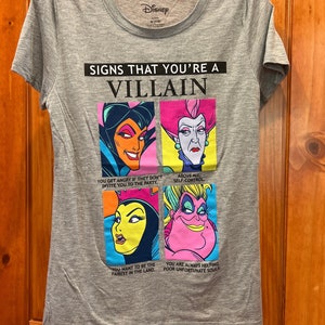 Vintage Disney “Signs That You Are a Villan T-Shirt-Grey-Adult Medium(7-9)