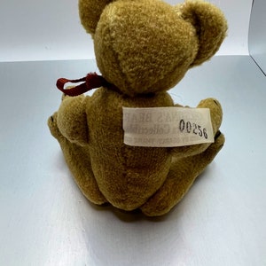 Christinas Bear Jan Hagara collectible image 6