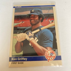 1983 Fleer Ken Griffey!!! Hall of famer Mint condition