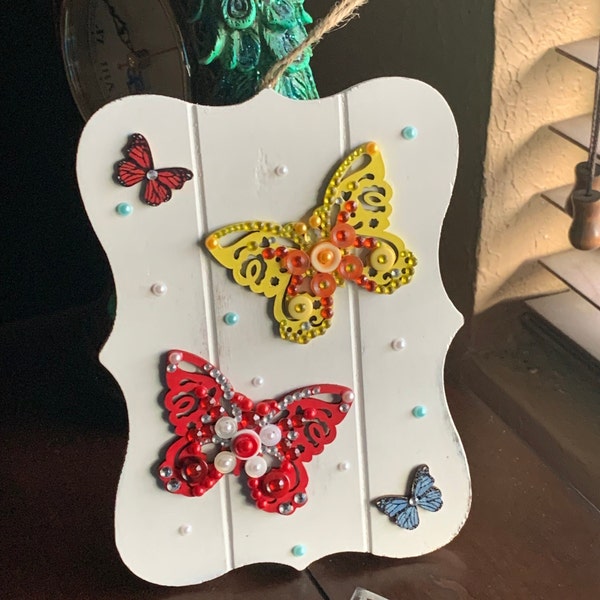 Butterflies on Curvy Plank Button Art, Custom Button Artwork, Original Artwork, Mixed media wall art, Painting, butterfly art, wood signs