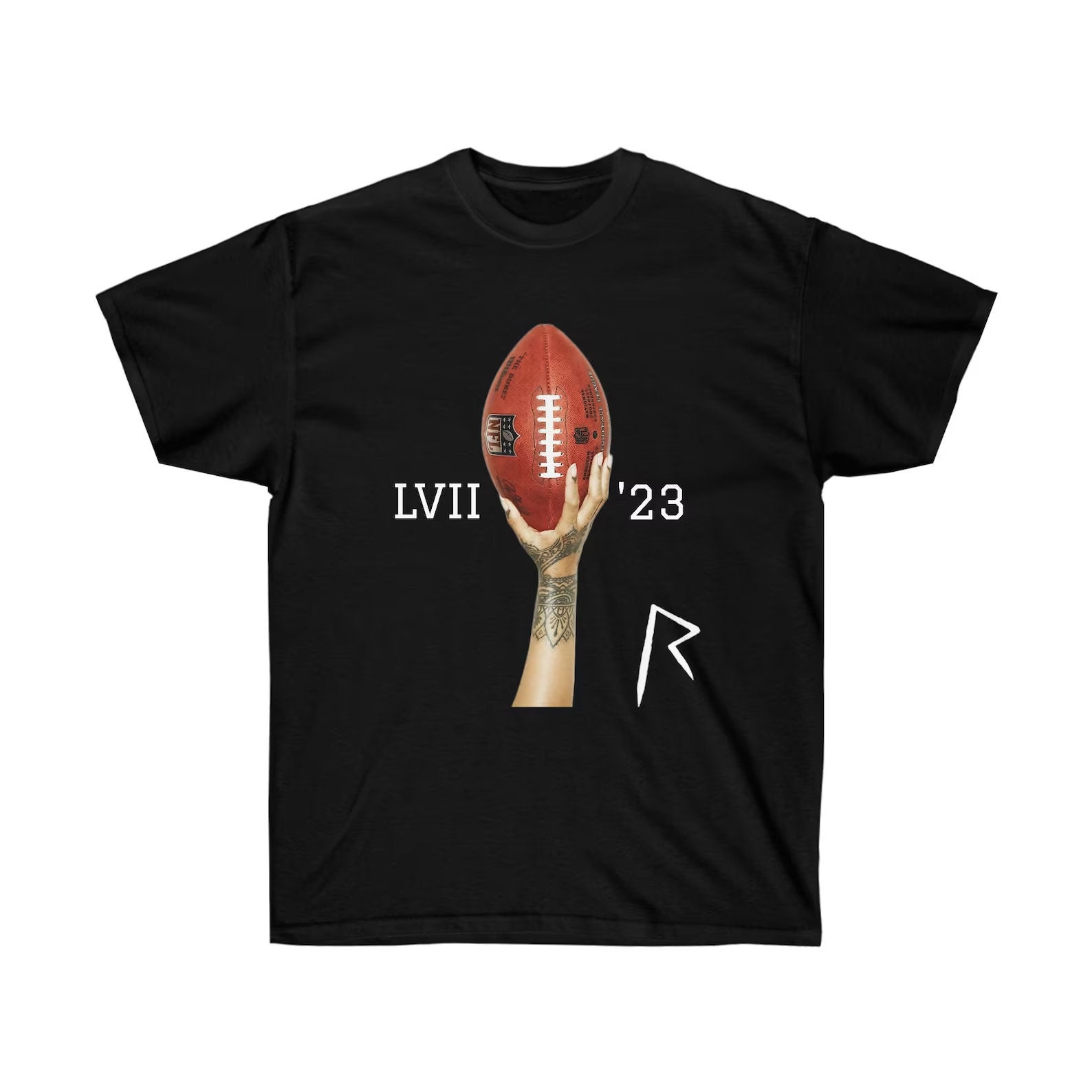 Discover Rihanna Super Bowl Shirt | Unisex Shirt | Rihanna superbowl | High Quality | Trending | Superbowl shirt | Chiefs | Eagles | T-Shirt