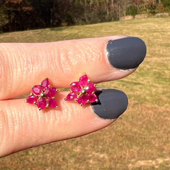 14k Genuine Ruby Cluster Yellow Gold Stud Earring… - image 10