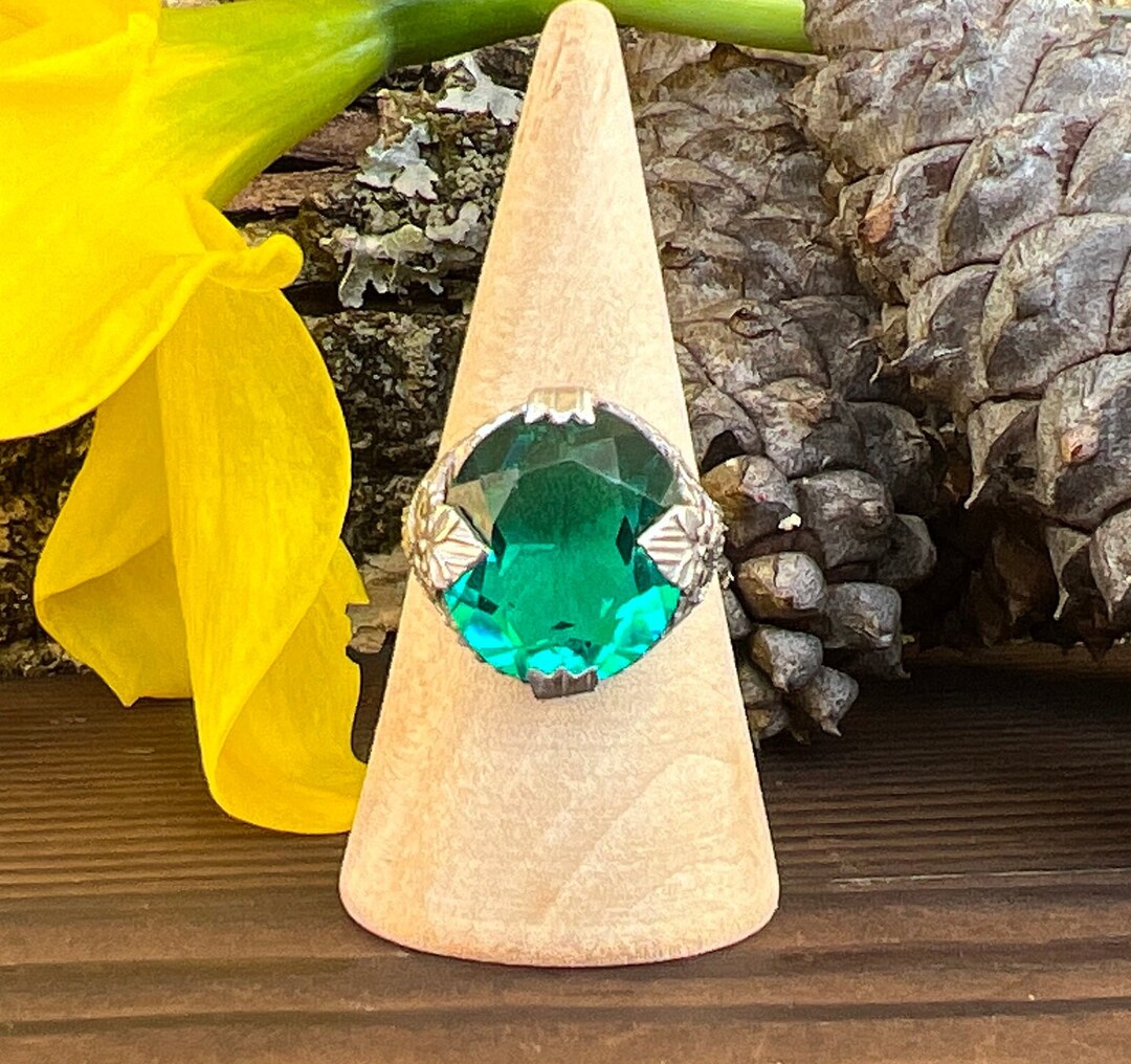 Vintage Sterling Silver Green Glass Stone Ring Etsy