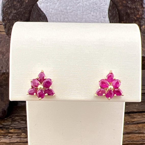 14k Genuine Ruby Cluster Yellow Gold Stud Earring… - image 1